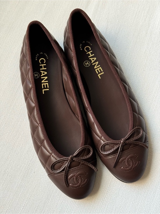 CHANEL Shoes - CHANEL Quilted brown Ballet